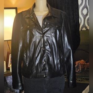 💥Sale💥Torrid Black Faux Leather Trucker Jacket